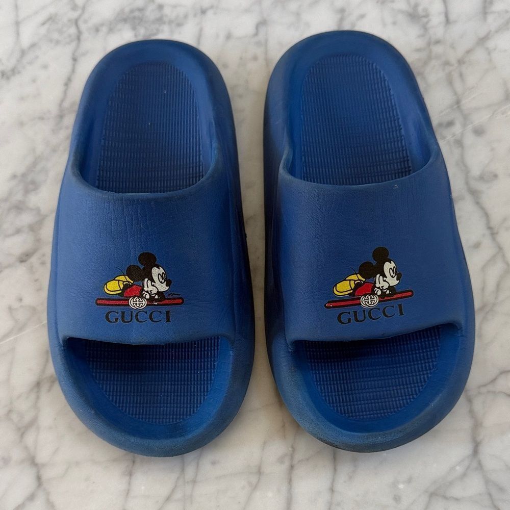 Mickey Kids Blue Slide Sandals Sz 3
